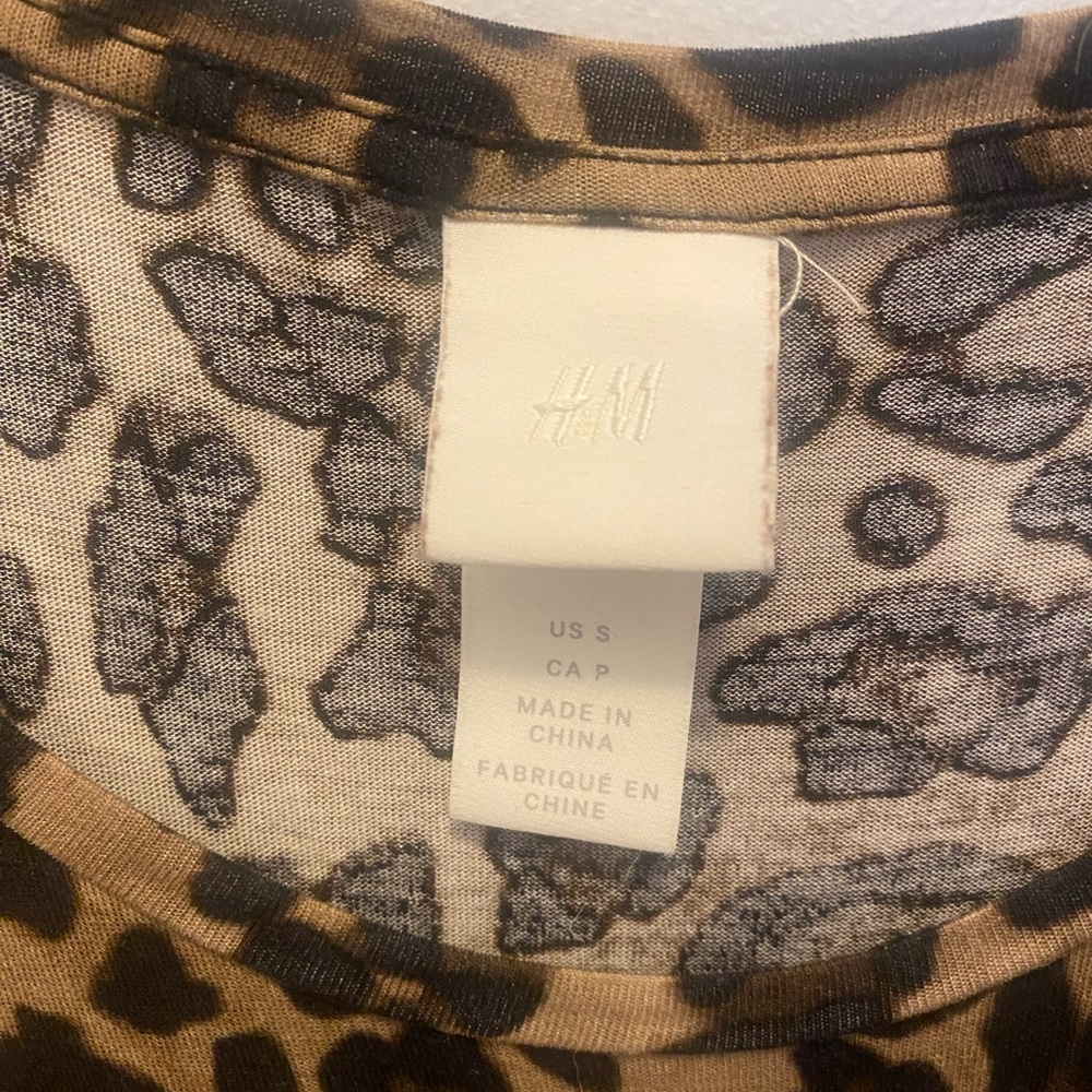 H&M Cheetah Print Top - Picture 4 of 4